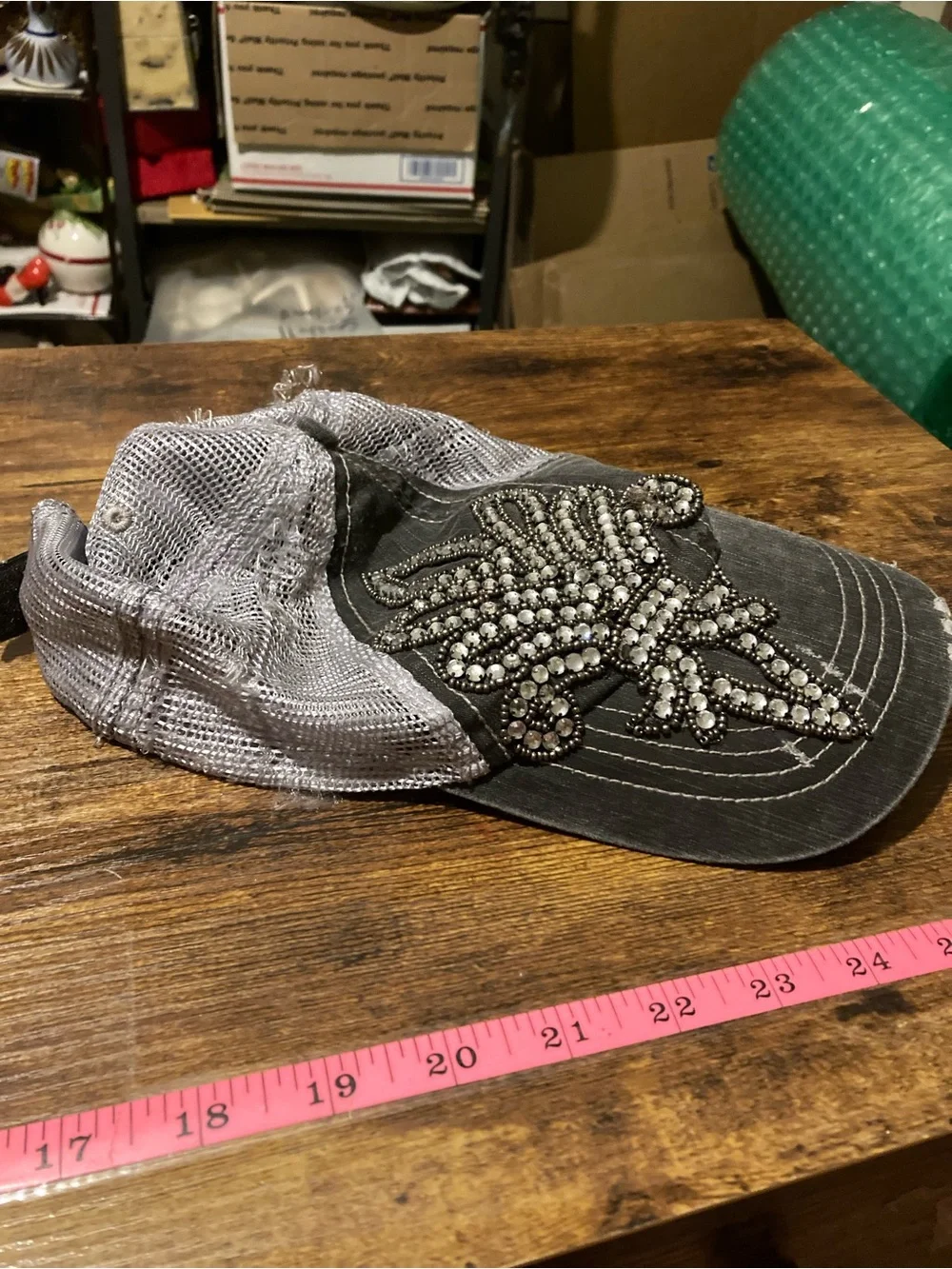 Girls/teens distressed baseball cap